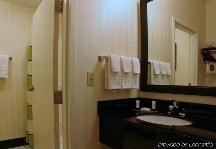 Fairfield Inn Suites Brunswick Ngoại thất bức ảnh
