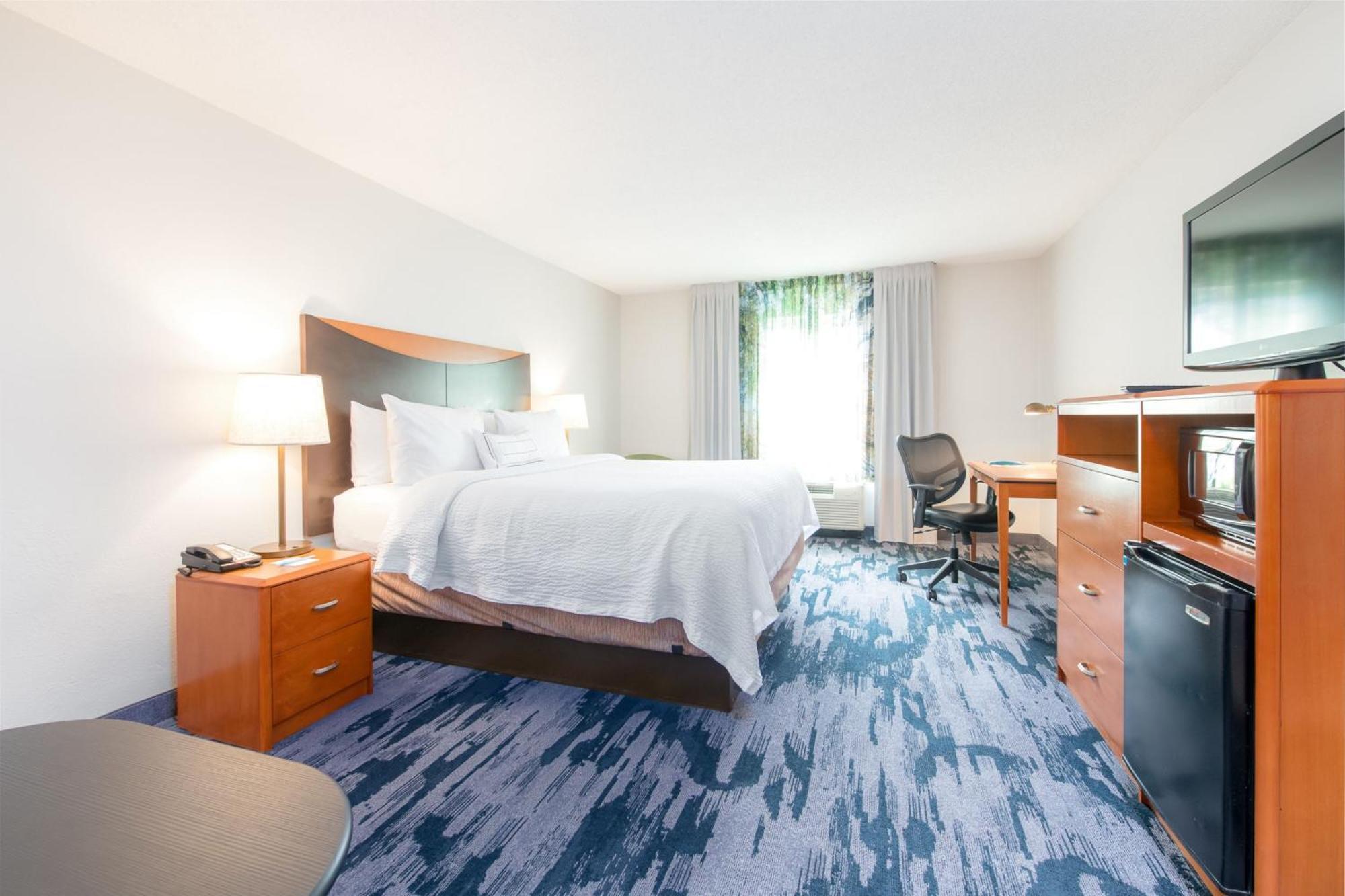 Fairfield Inn Suites Brunswick Ngoại thất bức ảnh