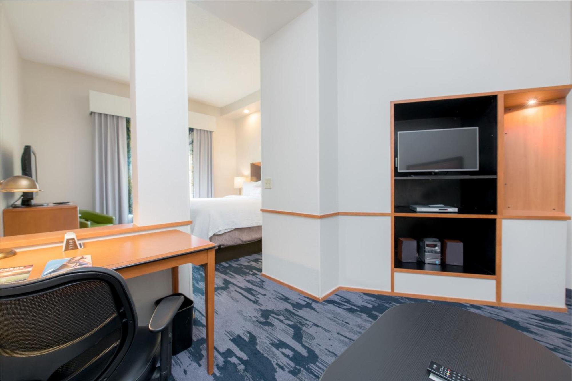Fairfield Inn Suites Brunswick Ngoại thất bức ảnh